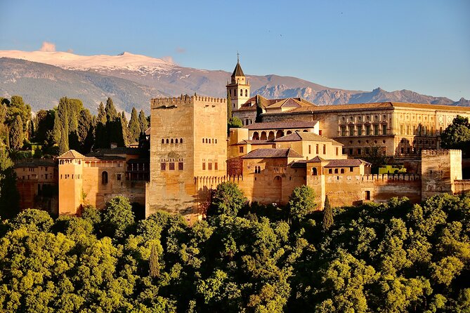 Granada Albaicín & Sacromonte Exclusive Walk Tour in the Old Town - Exploring Albaicín