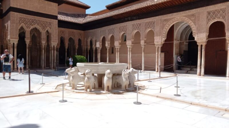 Granada: Alhambra, Alcazaba, and Nasrid Palaces Tour - Guided Tour Sections