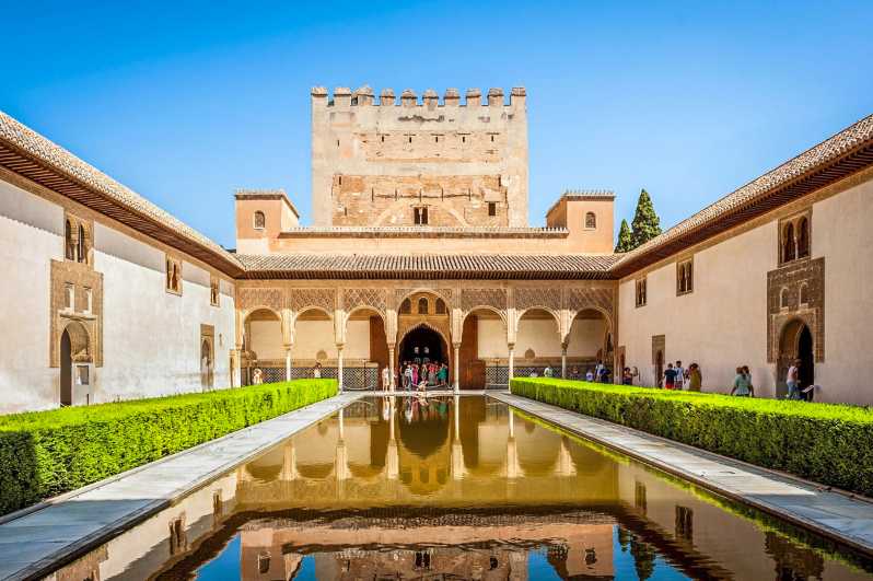 Granada: Alhambra and Nasrid Palaces Entry Ticket - Nasrid Palaces Entry