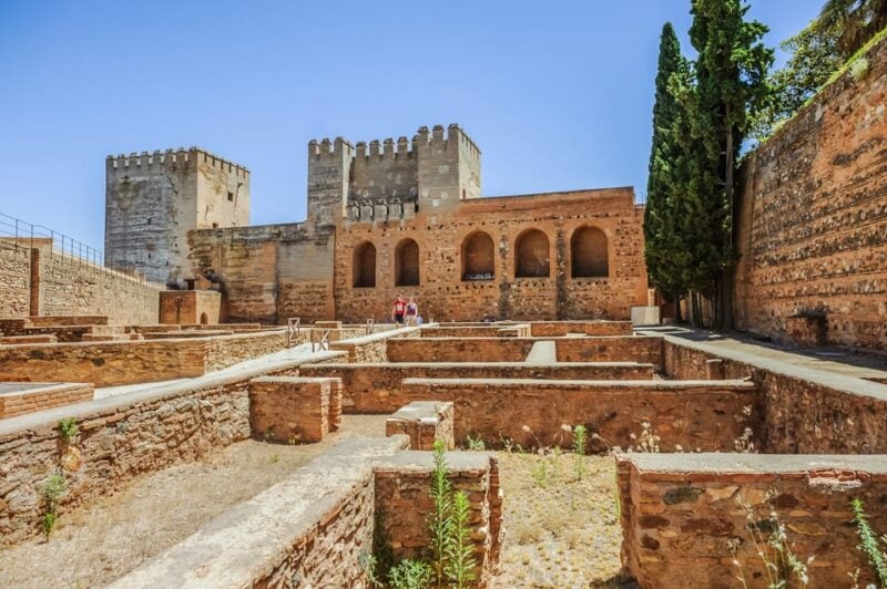 Granada: Alhambra and Nasrid Palaces Entry Ticket - Alcazaba, Partal, and Generalife