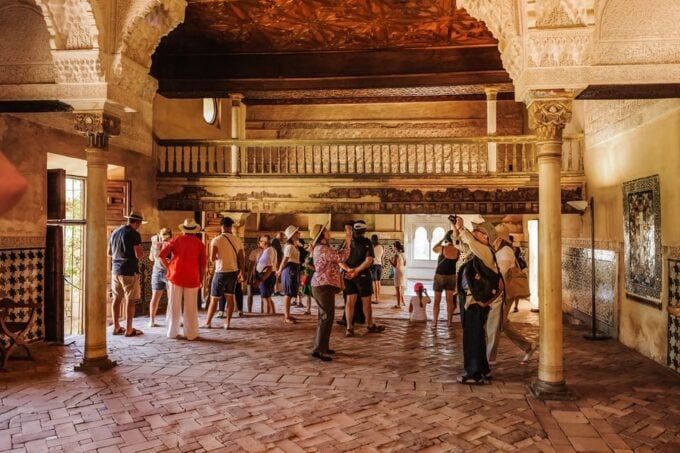 Granada: Alhambra and Nasrid Palaces Entry Ticket - Visiting and Booking Information