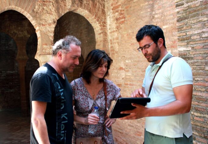 Granada: Alhambra and Nasrid Palaces Private Tour - Important Requirements and Considerations