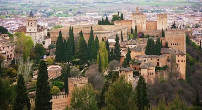 Granada: Alhambra and Nasrid Palaces Small Guided Tour - Frequently Asked Questions