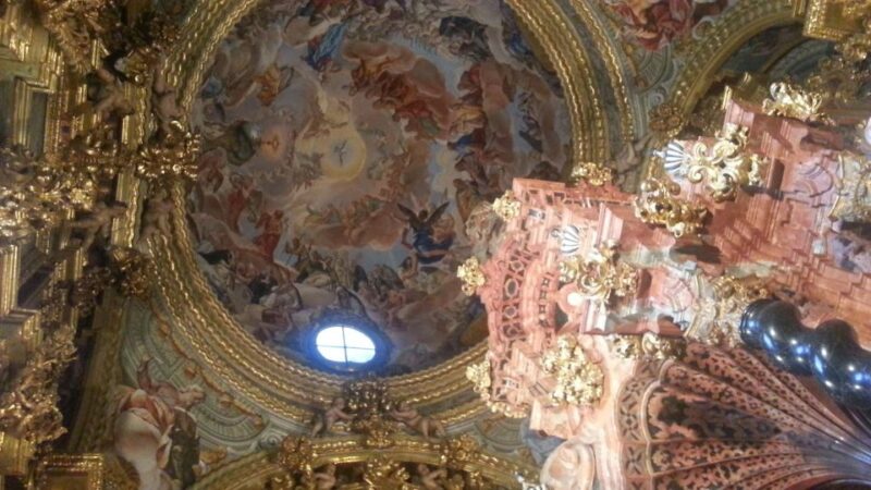 Granada: Alhambra, Cathedral & Royal Chapel Tour W/ Tickets - Exploring the Alhambra and Generalife