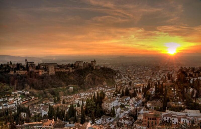 Granada: Alhambra, Generalife & Albaicin Private Tour - Inclusions
