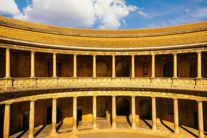 Granada: Alhambra, Generalife & Nasrid Palaces Guided Tour - Admiring the Palace of Charles V
