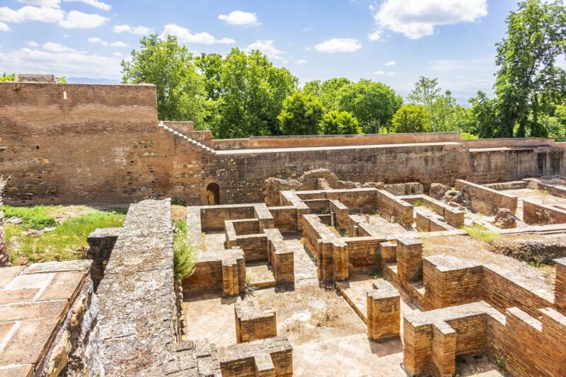 Granada: Alhambra, Nasrid Palaces and Generalife Guided Tour - Pickup Options