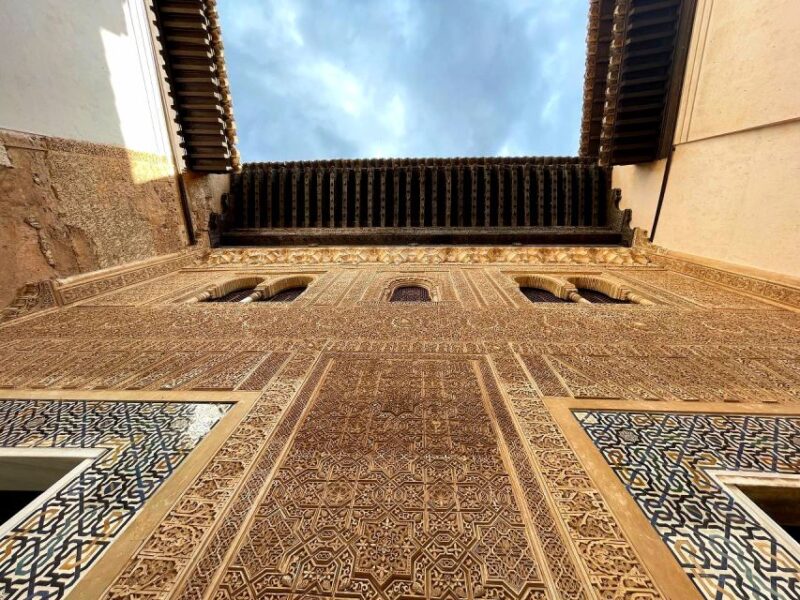 Granada: Alhambra & Nasrid Palaces Guided Tour With Tickets - Important Information