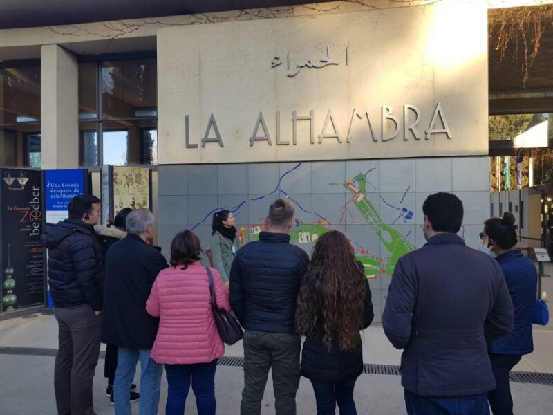 Granada: Alhambra Palace Guided Tour - Itinerary Highlights