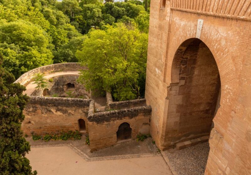 Granada (Alhambra): Scavenger Hunt and Self-Guided Tour - Customer Feedback