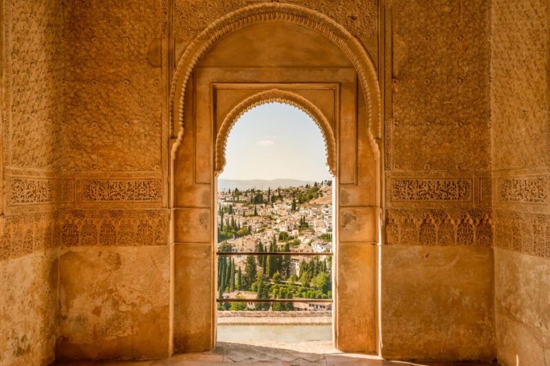 Granada: Alhambra Ticket and Guided Tour With Nasrid Palaces - Important Information
