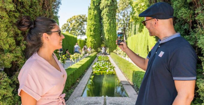 Granada: Alhambra Ticket and Guided Tour With Nasrid Palaces - Architectural Styles