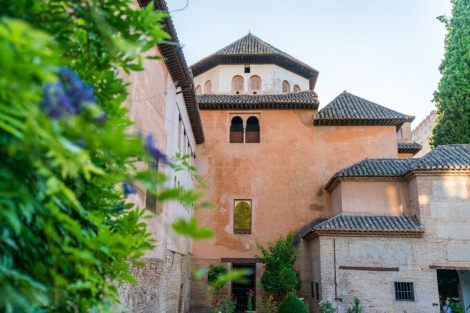 Granada: Alhambra Ticket and Guided Tour With Nasrid Palaces - Frequently Asked Questions