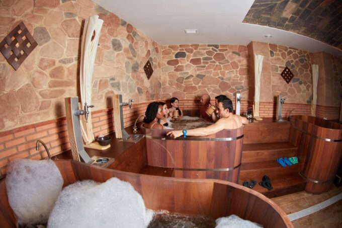 Granada: Beer Spa Experience With Tastings and Snacks - Beer and Snack Tasting Details