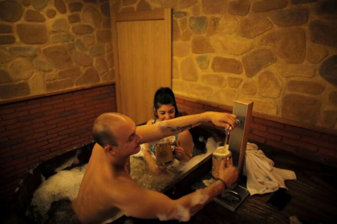 Granada: Beer Spa Experience With Tastings and Snacks - Duration and Payment Information