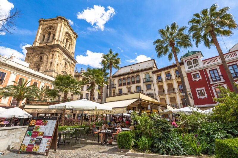 Granada: Cathedral and Royal Chapel Guided Tour With Tickets - Key Points