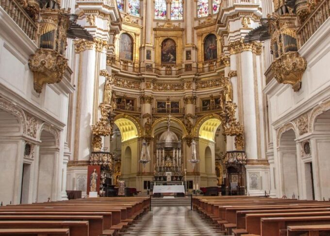 Granada: Cathedral, Royal Chapel & 5 Monuments Combo Ticket - Enjoy Panoramic Views