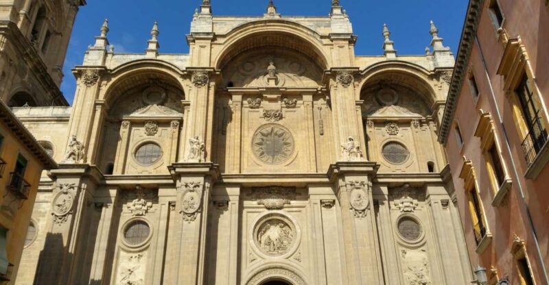 Granada: Cathedra&Royal Chapel & Albaicín Skip the Line Tour - Itinerary Highlights
