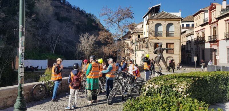 Granada: E-Bike Tour and Fast-Track Alhambra Ticket - Explore the Nasrid Palaces