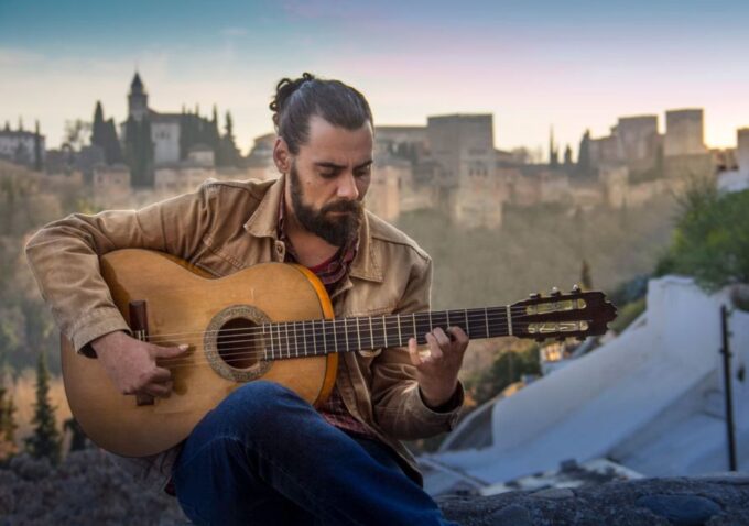 Granada: Exclusive Flamenco Private Tour - Recommended Attire