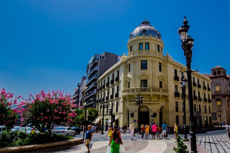 Granada: First Discovery Walk and Reading Walking Tour - Requirements and Recommendations
