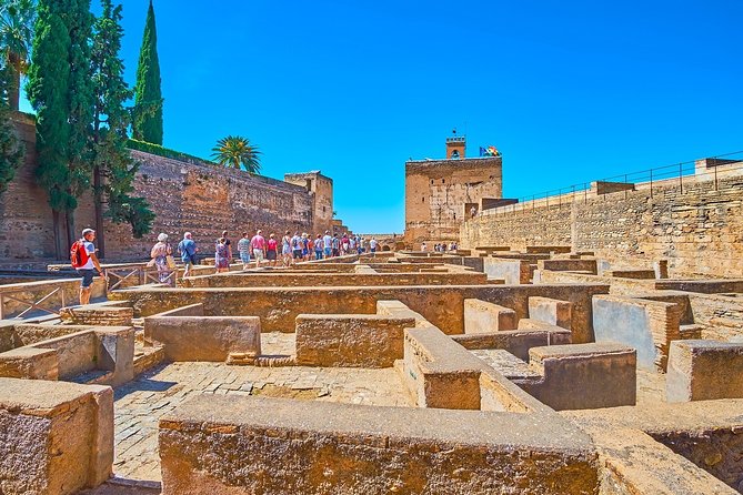 Granada Full Day: the Complete Alhambra + the Albaicin and Sacromonte - The Nasrid Palaces