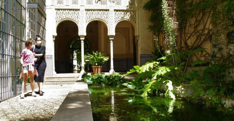 Granada: Gardens of Carmenes Guided Tour - Inclusions and Important Information