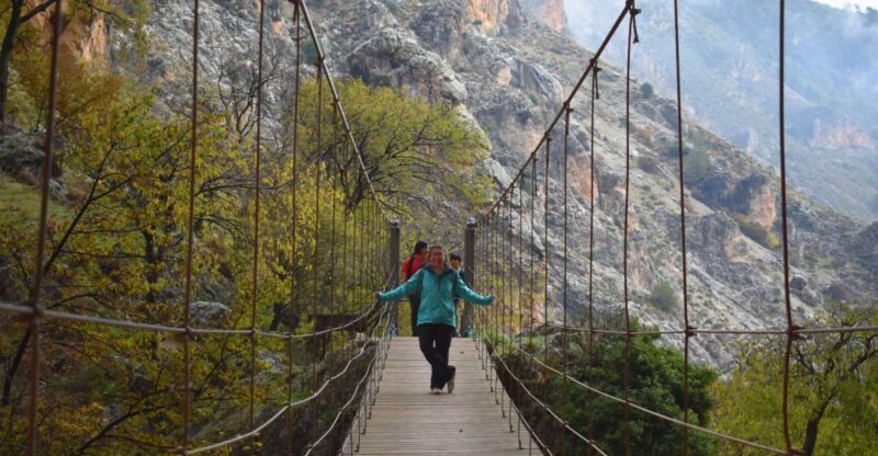 Granada: Hiking Along the Gollizno Route - Stunning Landscapes Along the Velillos River