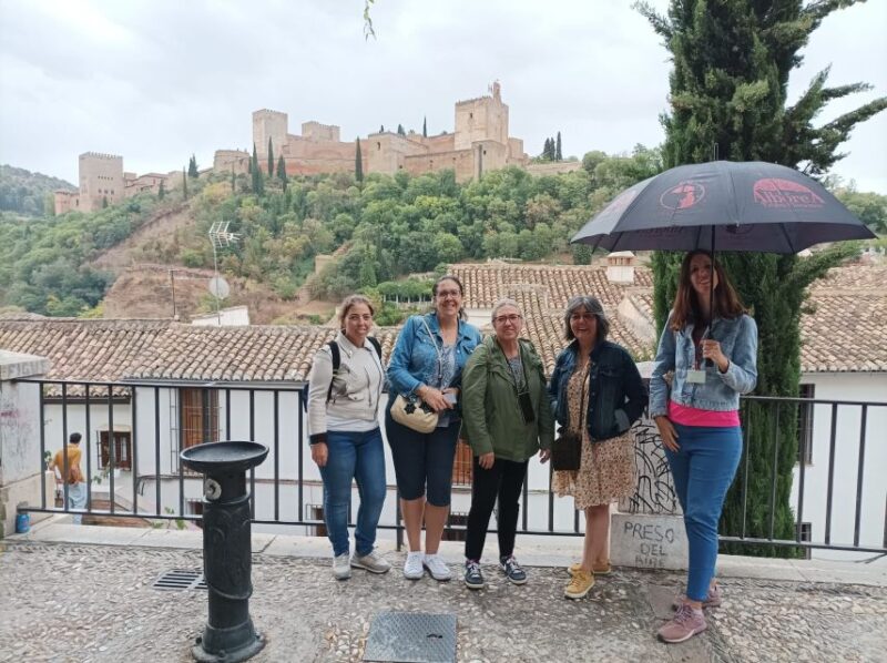 Granada: Historic Center and Lower Albaicin Walking Tour - Customer Feedback
