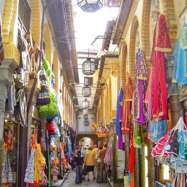 Granada in Full: Albaicin & the Historic Centre - Accessibility Considerations