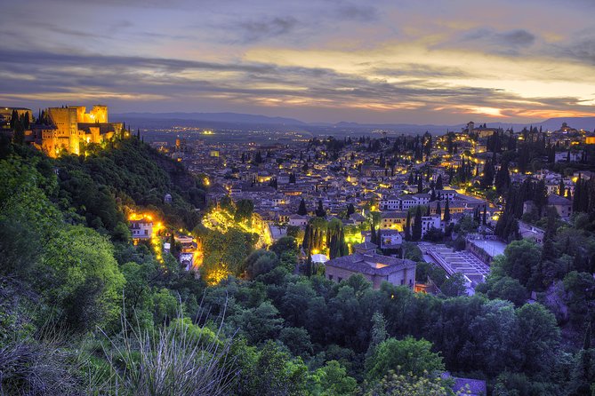 Granada in the Evening: Viewpoints Tour - Historical Insights
