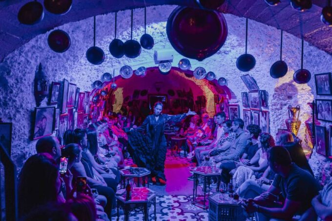 Granada: Los Amayas Cave Traditional Flamenco Show - Preserving the Traditions of Flamenco