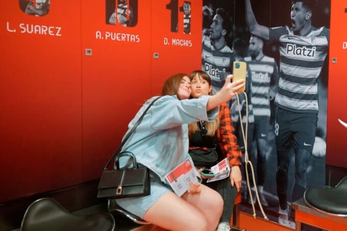 Granada: Los Cármenes Stadium Guided Interactive Tour - Virtual Reality Experiences
