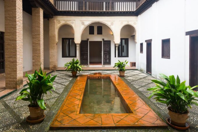 Granada: Muslim Monuments Entrance Tickets - Wander Cobblestoned Streets