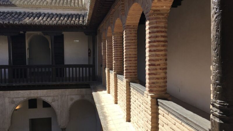 Granada Nazarí: the Nobility Facing the Alhambra - Itinerary Highlights