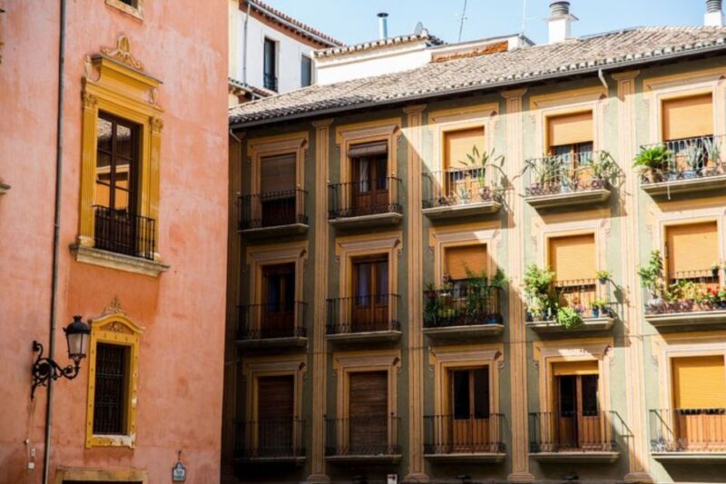 Granada: Private Custom Tour With a Local Guide - Key Points