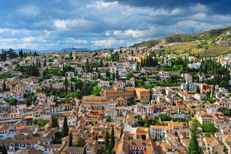 Granada: Private Custom Tour With a Local Guide - Customization to Your Interests