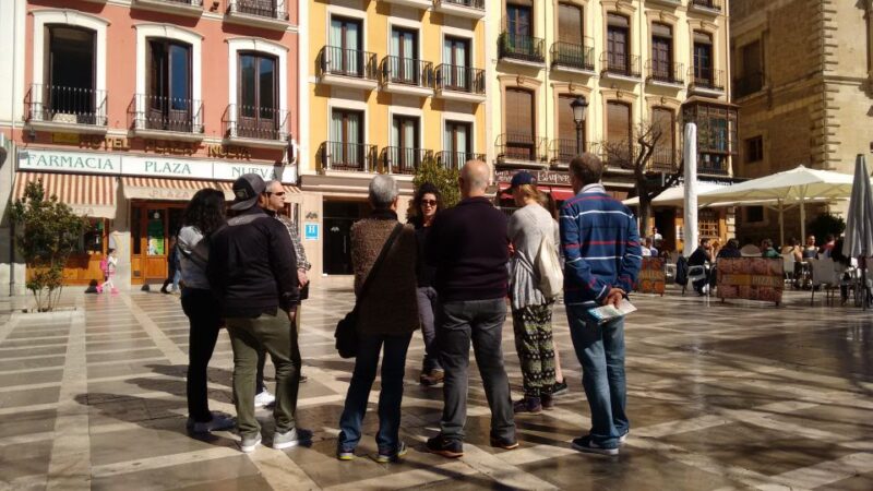 Granada Private Tour: 2.5 Hours - Old Town & Albaicin - Alhambras Magnificent View