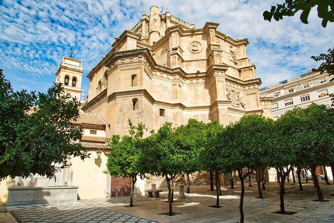 Granada Private Tour: the Remarkable Monasteries of Granada - Quick Points