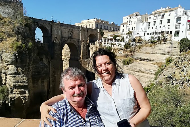 Granada Private Transfer to Seville With a Visit to Ronda - Inclusions and Transportation