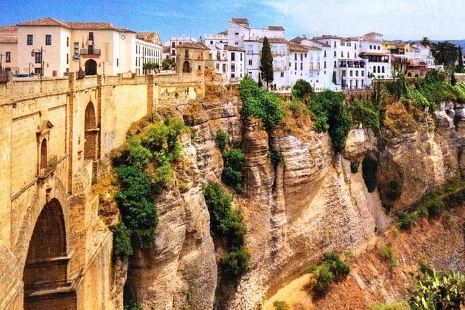 Granada Private Transfer to Seville With a Visit to Ronda - Infant Seats and Luggage