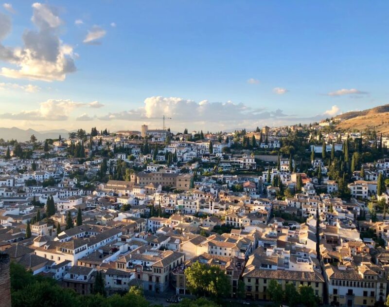Granada: Private UNESCO-Heritage Albaicin Walking Tour - Key Points
