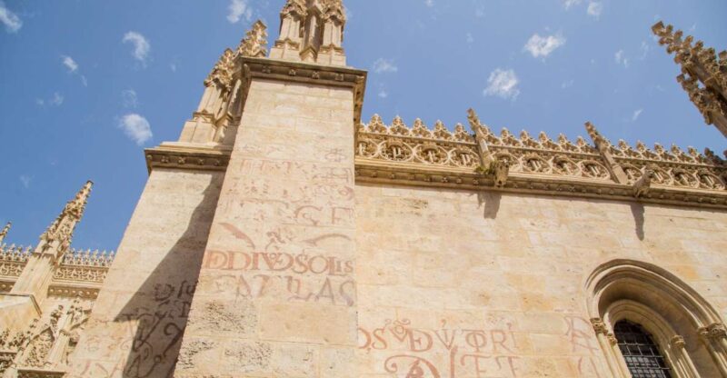 Granada: Royal Chapel and Historical Center Walking Tour - Tour Highlights and Experience
