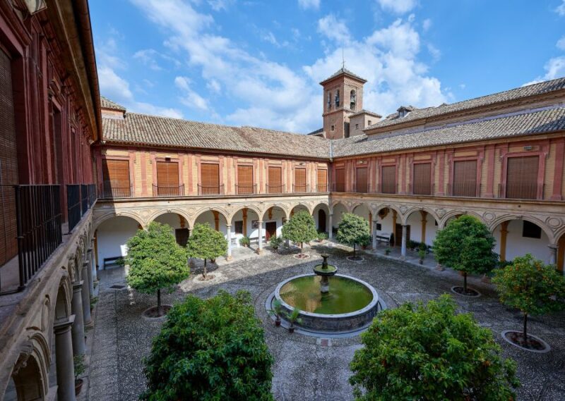 Granada: Sacromonte Abbey Entry Ticket With Audio Guide - Key Points