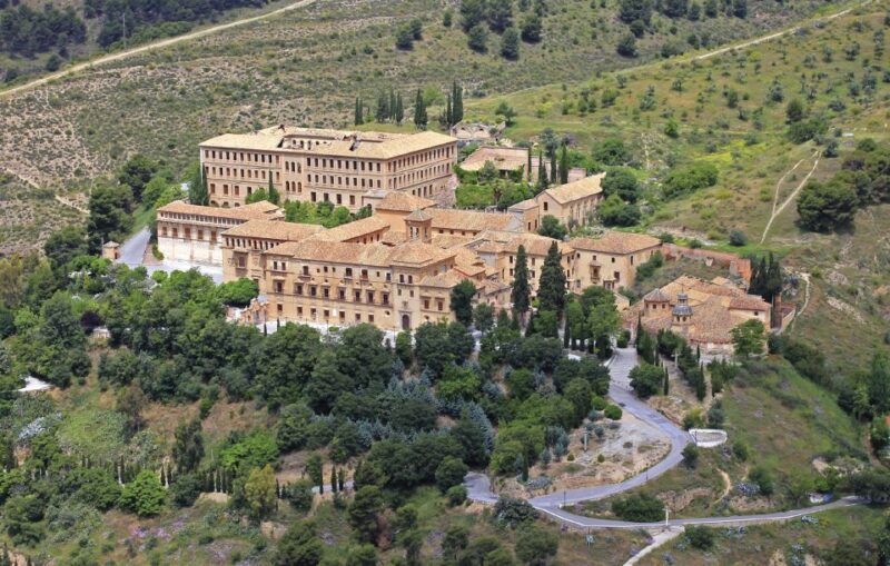 Granada: Sacromonte Abbey Entry Ticket With Audio Guide - Experience Highlights