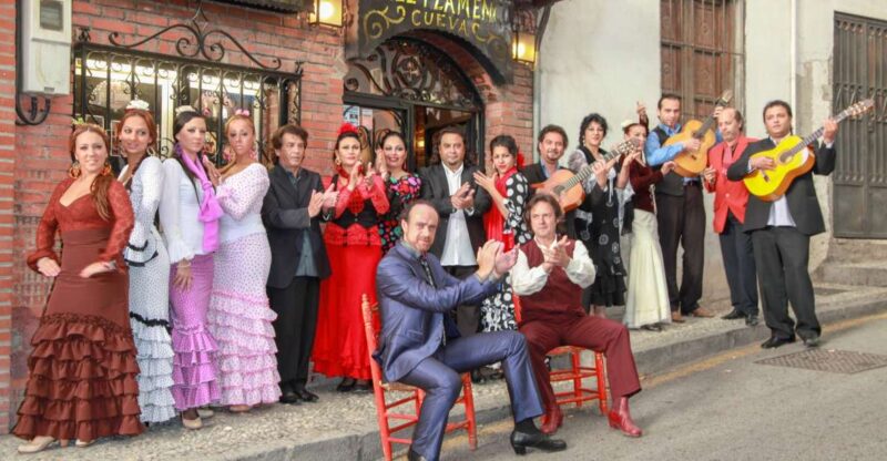 Granada: Sacromonte Caves Flamenco Show With Dinner - Andalusian Cuisine