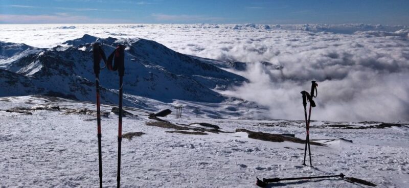 Granada: Sierra Nevada Veleta Peak Trek With Lunch - Reaching the Summit