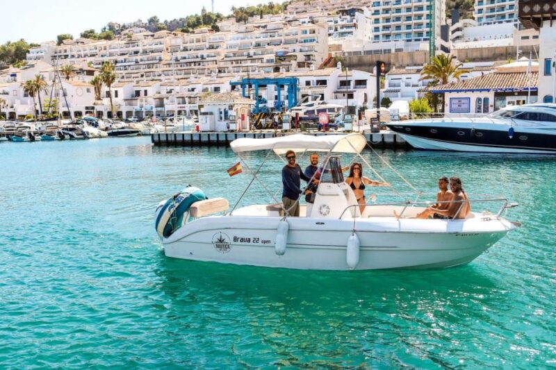 Granada: Speed Boat Ride - Maro and Cerro Gordo Cliffs