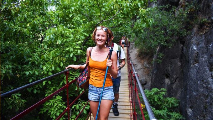 Granada: The Cahorros of Monachil Canyon Hiking Tour - Scenic Highlights