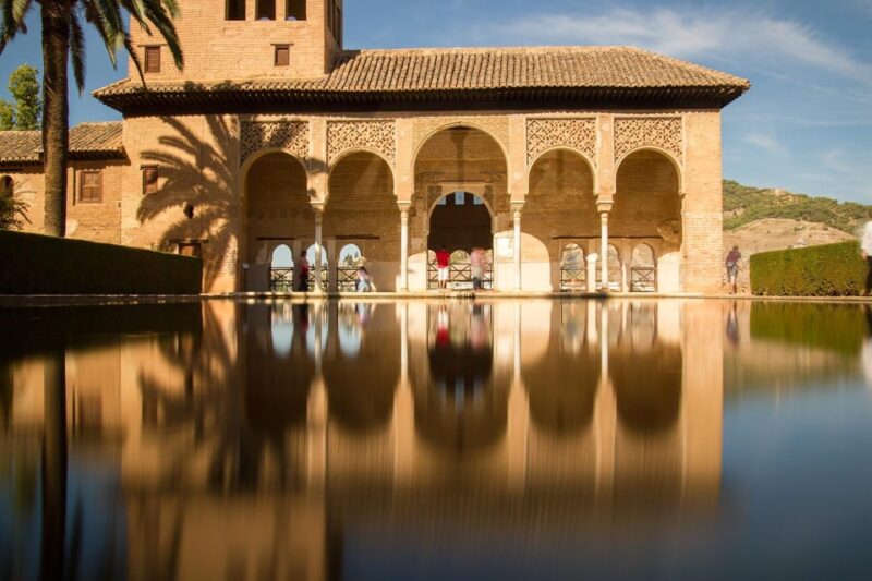 Granada: Tour of Alhambra, Generalife, and Nasrid Palaces - Important Information